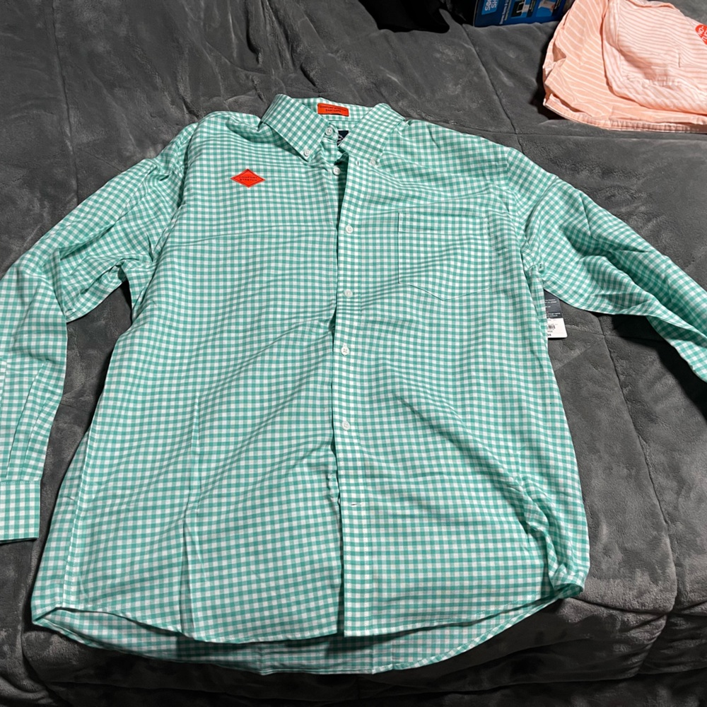 St. John’s bay(2 shirts)
